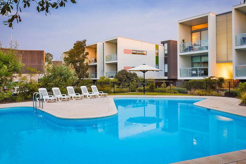 Coast 35 - Perths Hotel 3