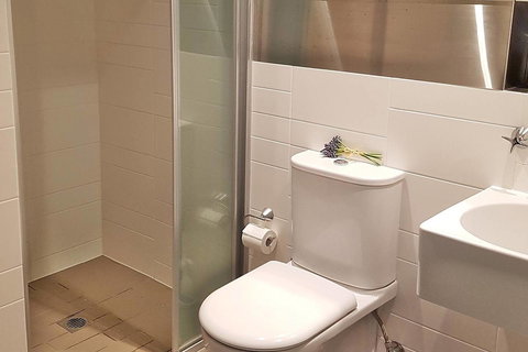 Coast 35 - Perths Hotel 4