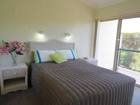 BlueWater Apartments - Perths Hotel 24