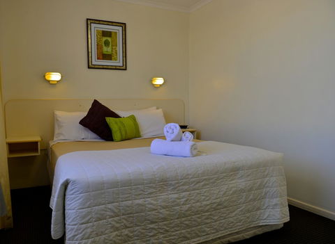 Beach House Holiday Apartments - Perths Hotel 5