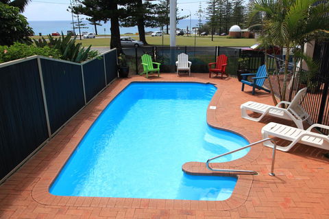 Beach House Holiday Apartments - Perths Hotel 4