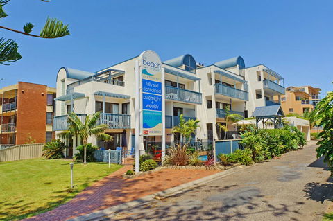 Beach House Holiday Apartments - Perths Hotel 13