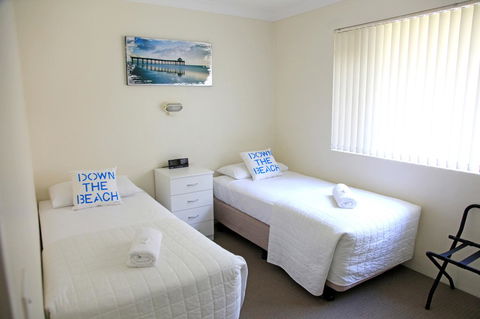 Beach House Holiday Apartments - Perths Hotel 24
