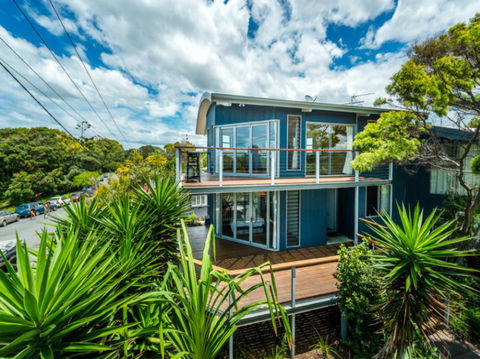 Valla's Beach House - Perths Hotel 6
