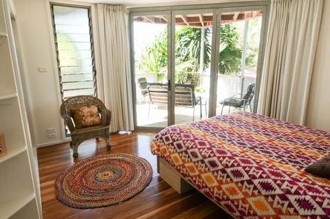 Valla's Beach House - Perths Hotel 16