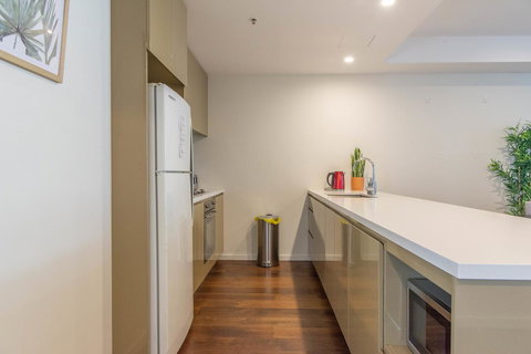 Sydney CBD Brand New Apartments With Hyde Park View - Perths Hotel 10