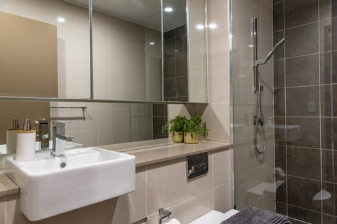 Sydney CBD Brand New Apartments With Hyde Park View - Perths Hotel 20