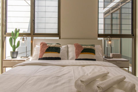 Sydney CBD Brand New Apartments With Hyde Park View - Perths Hotel 13