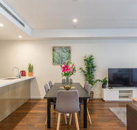 Sydney CBD Brand New Apartments with Hyde Park View - Perths Hotel