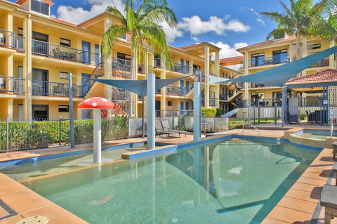 South Pacific Apartments - Perths Hotel 0