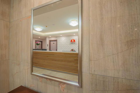 Megaboom City Hotel - Perths Hotel 10