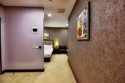Megaboom City Hotel - Perths Hotel 40