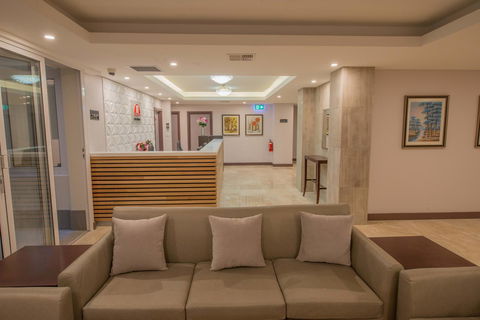 Megaboom City Hotel - Perths Hotel 6
