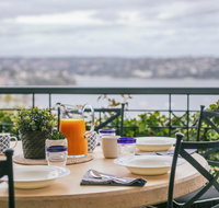 Private Room - luxury Mosman home - Perths Hotel