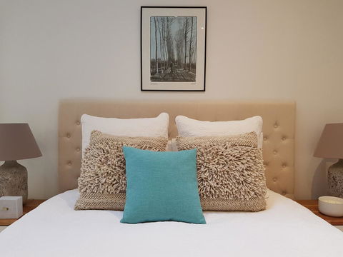 Private Room - Luxury Mosman Home - Perths Hotel 15