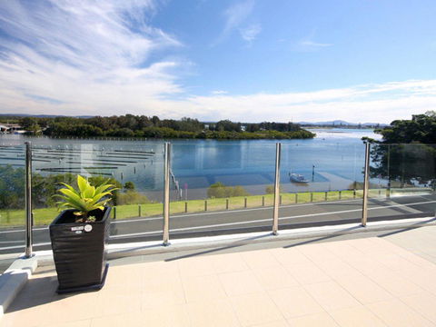 Regatta 13 - Perths Hotel 1