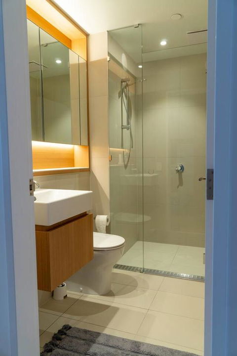 Two Bedroom Darling Harbour Apt Chinatown CBD UTS - Perths Hotel 44