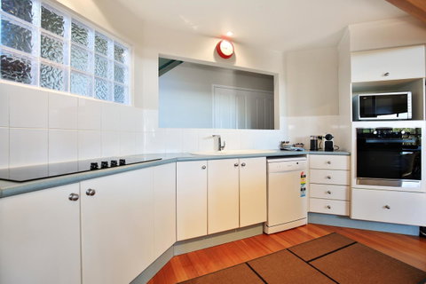 Seaglass - Stunning Views Of Jervis Bay - Perths Hotel 10