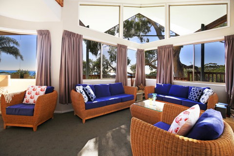Seaglass - Stunning Views Of Jervis Bay - Perths Hotel 3