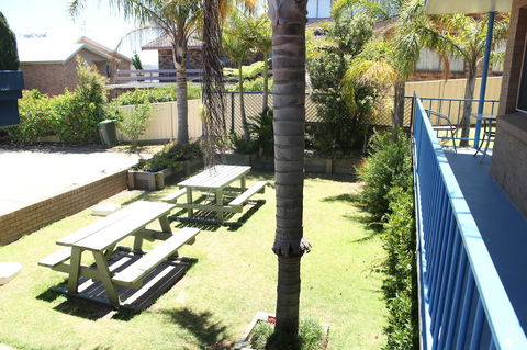 Narooma Palms Holiday Apartments - Perths Hotel 8