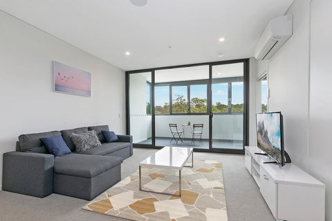 Stylish And Neat Two Bed Apartment In Wentworth Point - Perths Hotel 0