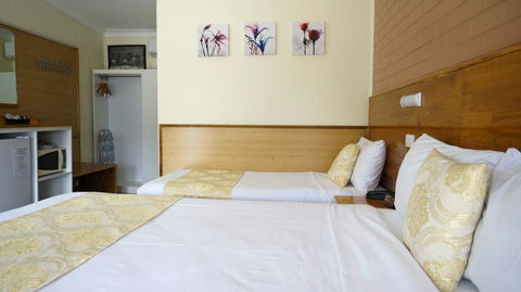 Highway Motor Inn Taree - Perths Hotel 11