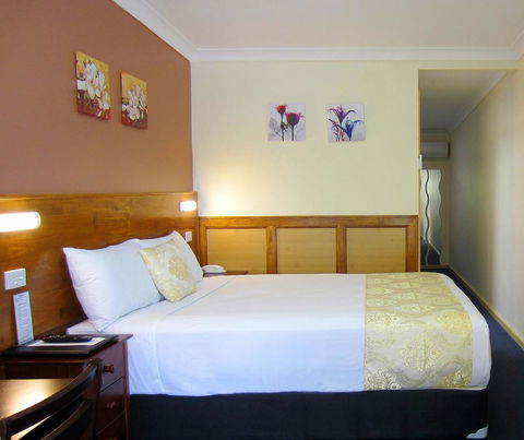 Highway Motor Inn Taree - Perths Hotel 0