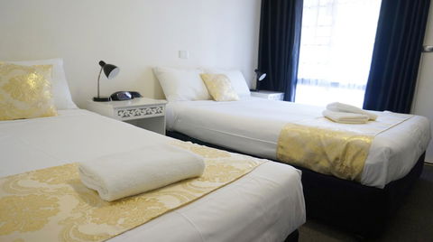 Highway Motor Inn Taree - Perths Hotel 8