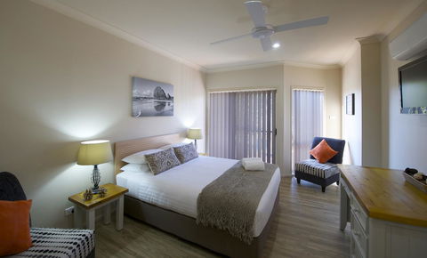 Marty's @ Little Beach - Perths Hotel 25