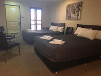 Book Balranald Accommodation Vacations Perths Hotel Perths Hotel