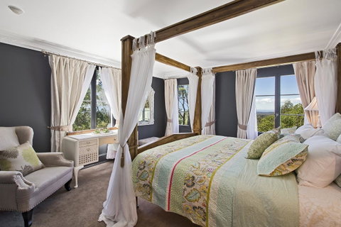 Mountainside B & B - Perths Hotel 13