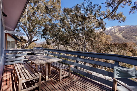 Pure Chalet Thredbo - Perths Hotel 37
