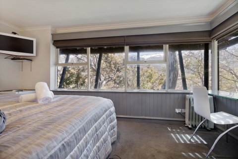Pure Chalet Thredbo - Perths Hotel 28