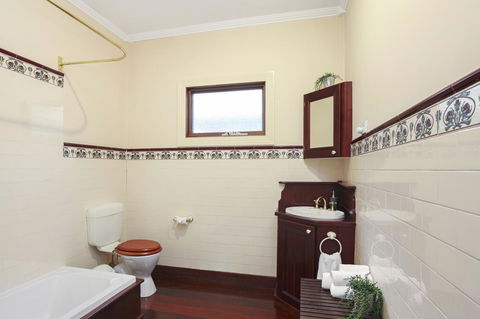 Allegra Cottage Of Leura - Perths Hotel 8
