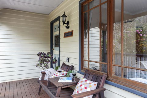 Allegra Cottage Of Leura - Perths Hotel 10