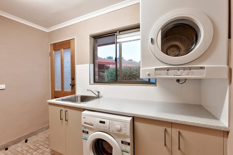 Hume Country Motor Inn - Perths Hotel 27