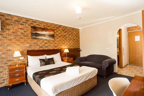 Hume Country Motor Inn - Perths Hotel 3