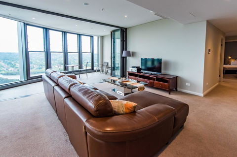 180Â° Water View Three Bedroom (wooden Furniture) - Perths Hotel 24