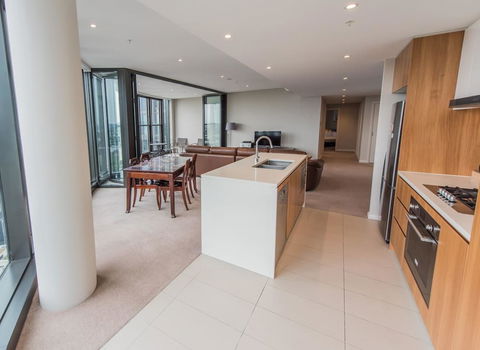 180Â° Water View Three Bedroom (wooden Furniture) - Perths Hotel 25
