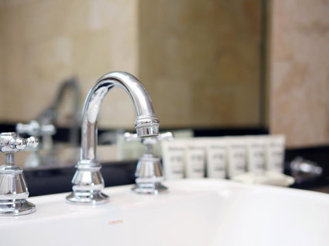 Panoramic Harbour Views And Unbeatable Comfort - Perths Hotel 14