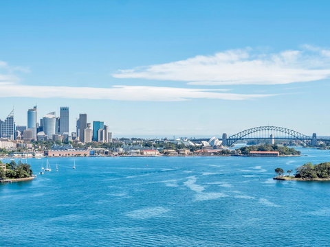 Panoramic Harbour Views And Unbeatable Comfort - Perths Hotel 1