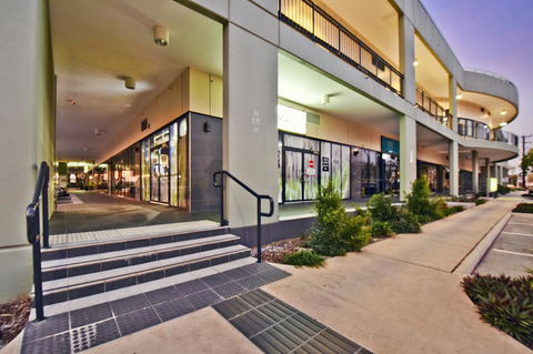 Nomikis\'On The Avenue - Perths Hotel 8