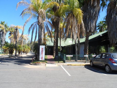 Desert Palms Alice Springs - Perths Hotel 22