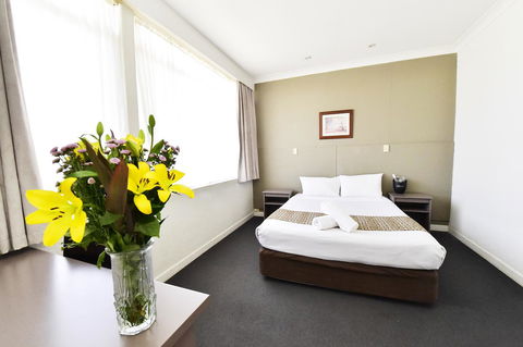 Diplomat Hotel Alice Springs - Perths Hotel 37