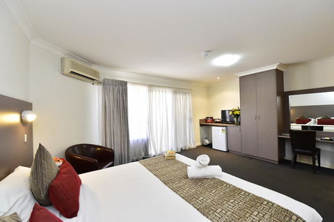 Diplomat Hotel Alice Springs - Perths Hotel 29