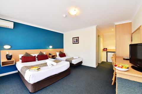Diplomat Hotel Alice Springs - Perths Hotel 17
