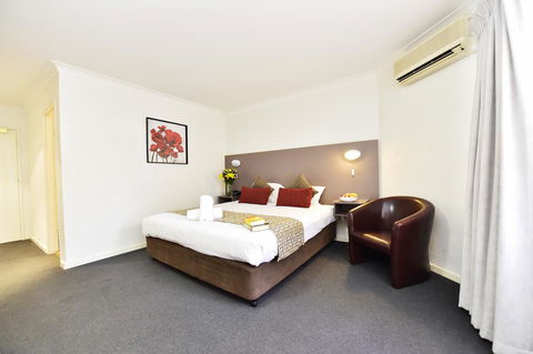 Diplomat Hotel Alice Springs - Perths Hotel 25