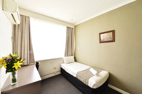 Diplomat Hotel Alice Springs - Perths Hotel 34