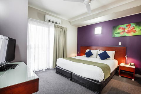 Novotel Darwin Airport - Perths Hotel 4