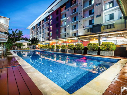 Novotel Darwin Airport - Perths Hotel 0